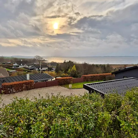 Σπίτι διακοπών Modern House With Sea View Near *