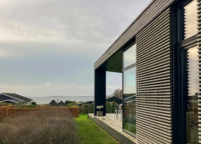 بيت للعطل Moderne Hus Med Havudsigt Naer Faaborg فابورغ
