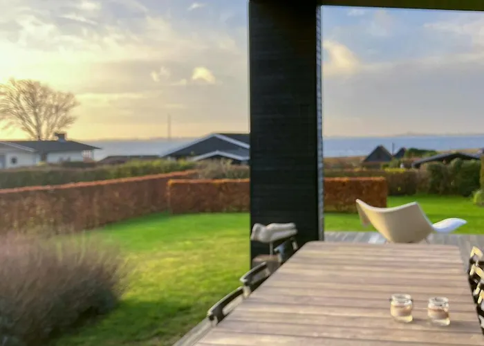 בית נופש Moderne Hus Med Havudsigt Naer Faaborg